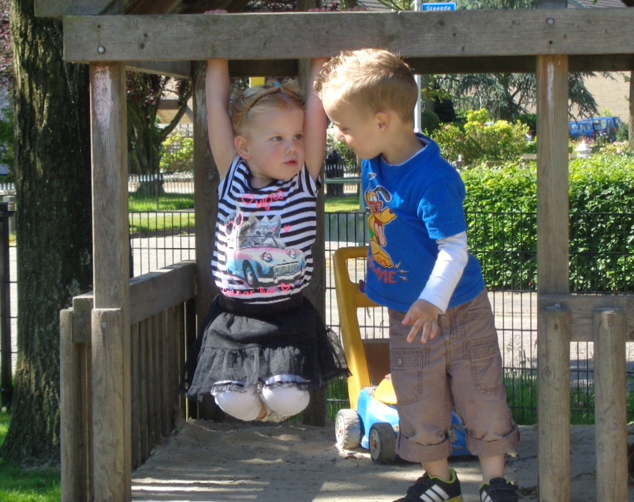 http://www.christinetenkate.nl/image//upload/images/header_fotos/zandbak.jpg